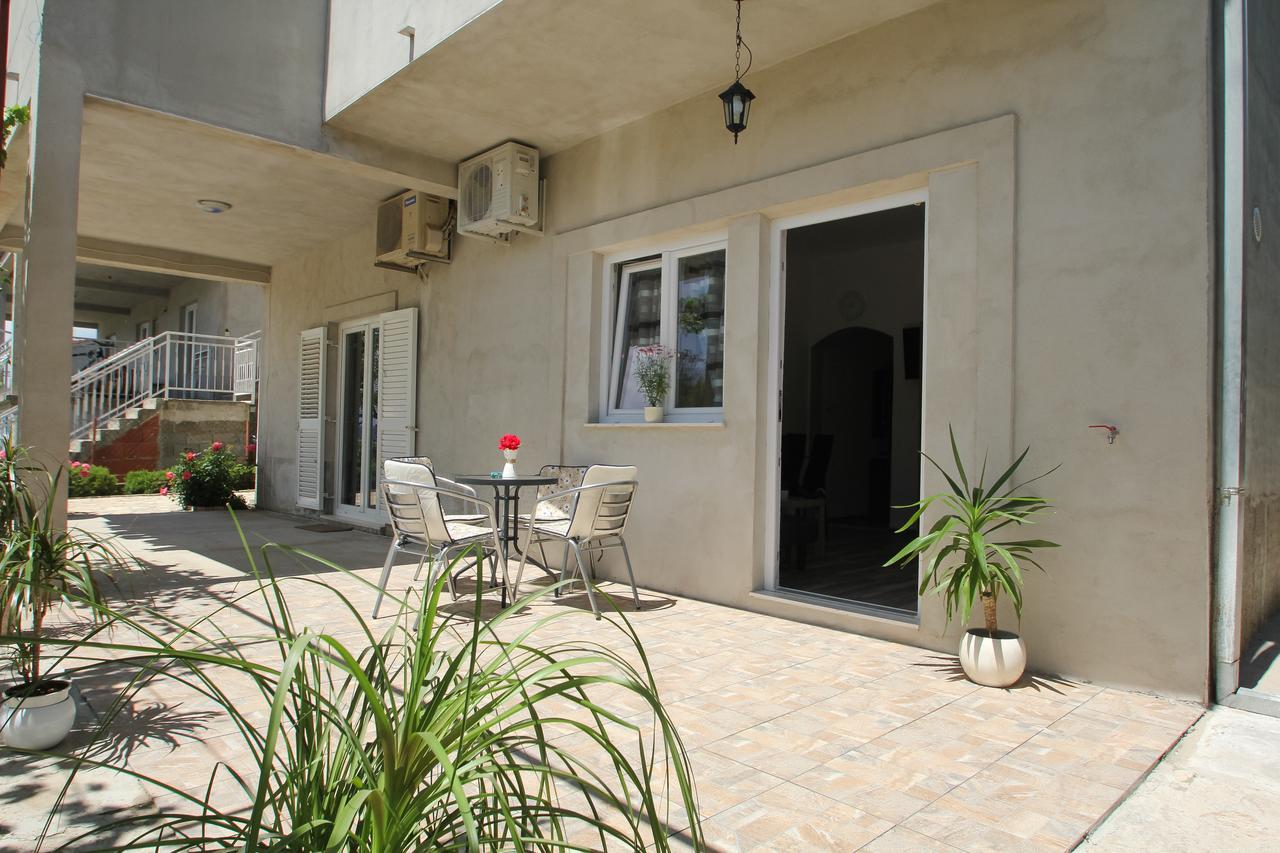 Apartment Afrodita Kaštela エクステリア 写真